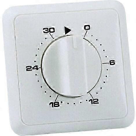 Analog innfelt timer med dagsprogram på 30 min