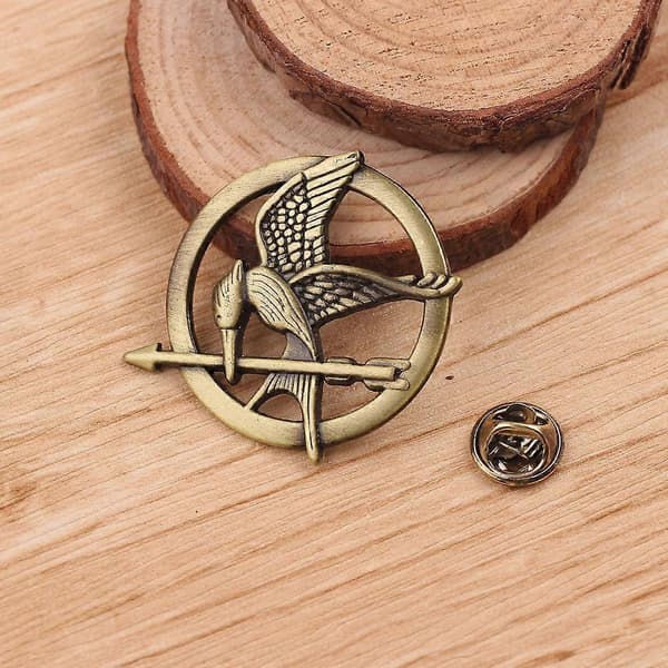 hunger games mockingjay broschCJY