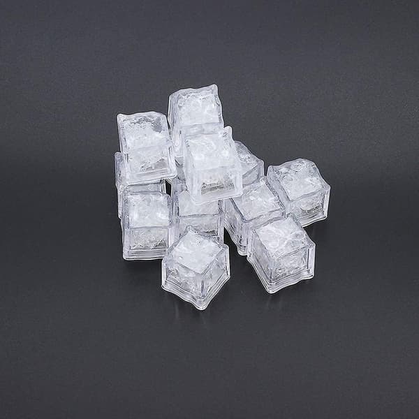 12-pack LED-isbitar för drycker, flytande sensor, vattenaktiverad glöd, julbröllop