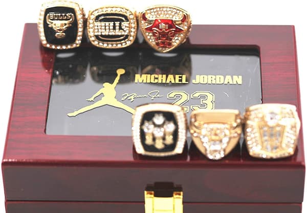 Basketboll Chia'go Championship Replica Bull Ring Set 23 Mvp