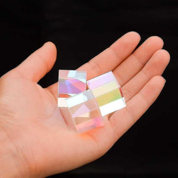 Kubeprismer Optiske trekantede prismer Beamsplitter Prismer Dispersive prismer for fysiske og dekorative samme størrelse 2 cm 2 stk.