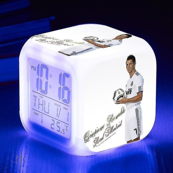 Football League-stjerne Cristiano Ronaldo Vekkerklokke Led digital farge Firkantet vekkerklokke Kreativ liten vekkerklokke Stil D