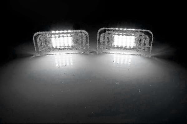 2st LED-nummerskyltsbelysning för B-klass W246 W242, CANBUS felfri