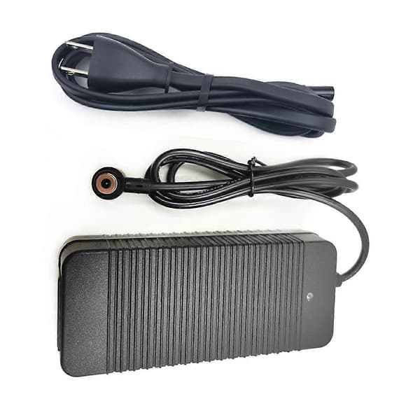 Til 4 Pro Elektrisk Scooter 42V 2A Dedikeret Magnetisk Oplader US Stik Black