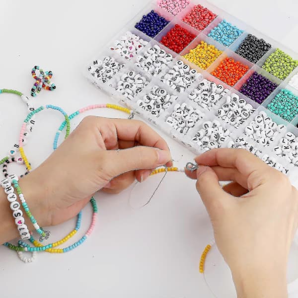 Perler til perlefremstilling, glasperlesæt perler perlefremstilling og bogstavperler