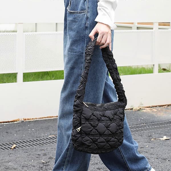 Casual Nylon Quilted Dam Axelväskor Dam Handväskor Underarmsväska Liten Vinter Tote HandväskorCJY White