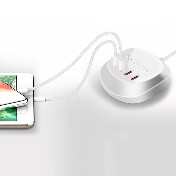 Intelligent 4-portars 20W USB reseadapter, CJY