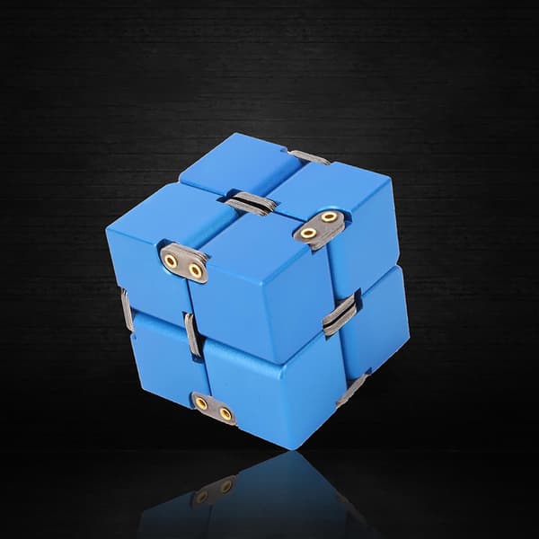 Stress Relief Blå Aluminium Infinity Magic Cube Handhållen Fidget Leksak