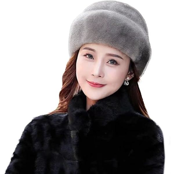 Trendy, fluffy damehat til vinter