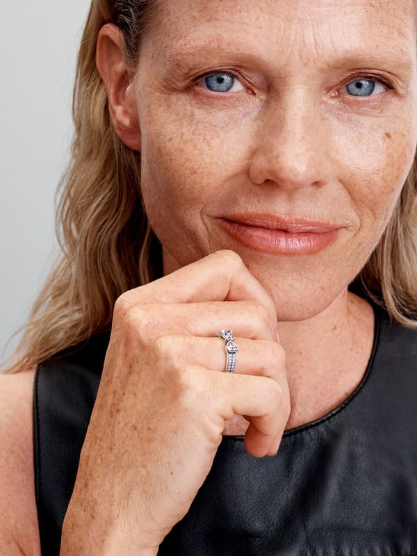 Pandora – Gnistrende sløjfe, dobbelt række ring – Sterlingsølv Circumference: 56mm