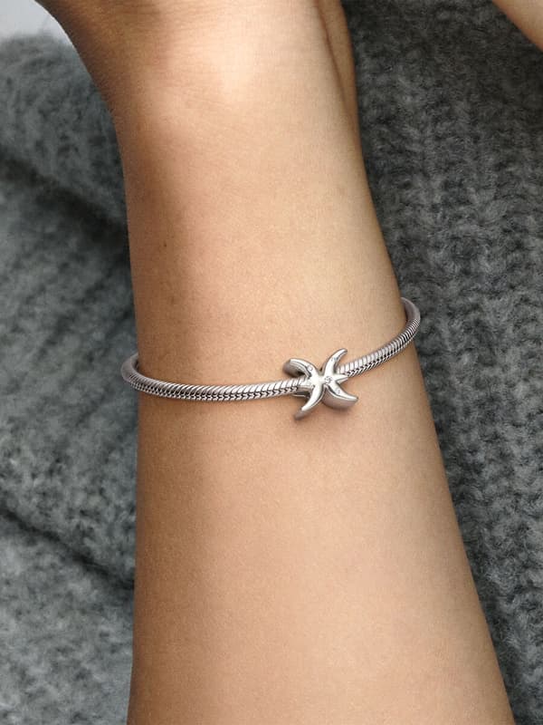 Pandora - Glittrande Fiskarna Stjärntecken Berlock - Sterlingsilver