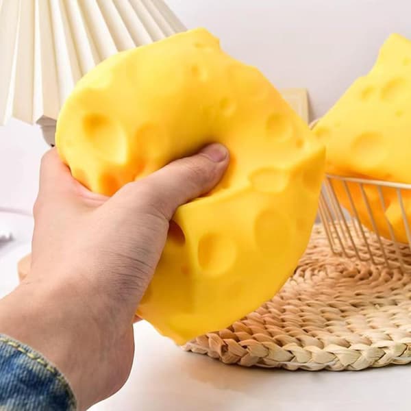 Ost Squishy, Blød Ost Squishy Stressaflastningsblok, Ost Klemme Stresslegetøj, Bærbart Dekompressions Sensorisk Legetøj, (10cm)