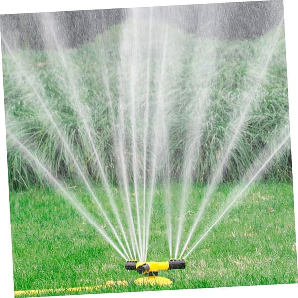 Justerbart hagesprinklersystem, egnet for bruk i frukthager, plener, etc.