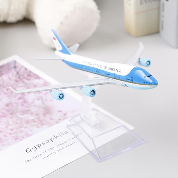 16 CM USA Air Force One flymodel Boeing 747 trykstøbt model