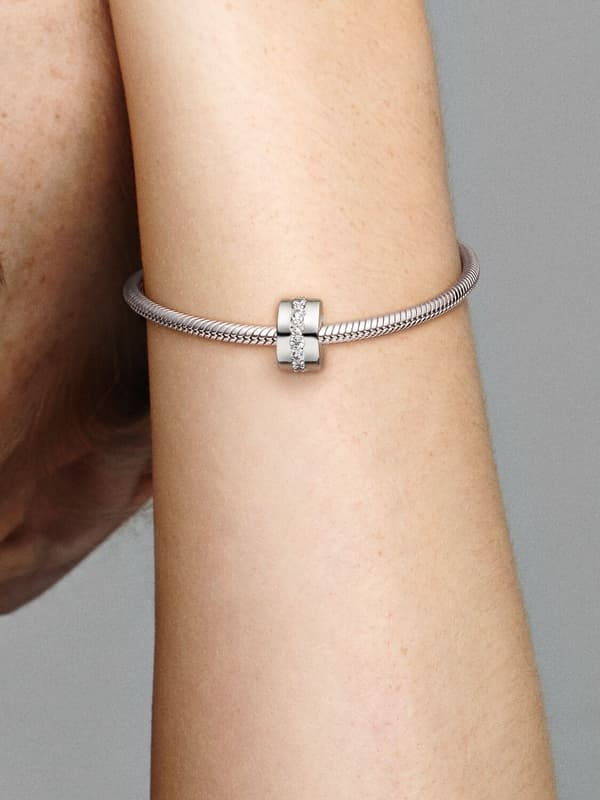 Pandora - Klar glitrende rækkeclips-charm - Sterlingsølv