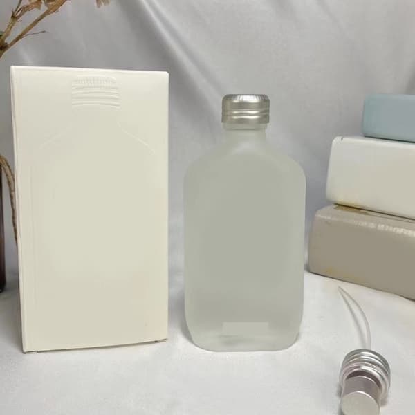 Frisk Parfume Delikat Intensiv Langvarig Duft Elegant Charmerende Parfumedoft til Kvinder Mænd