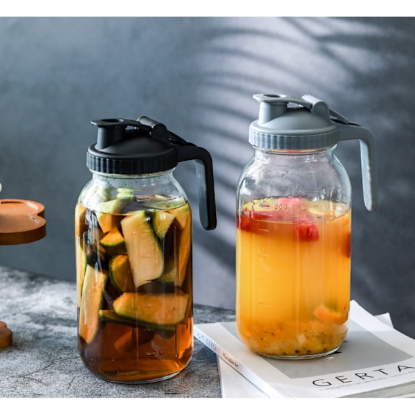 2-pack 1,9 liters glaskanna, halv gallon Mason Jar-kanna med bred öppning och lufttätt lock för iste, kallbryggt kaffe, kylskåpsvatten, bröstmjölk