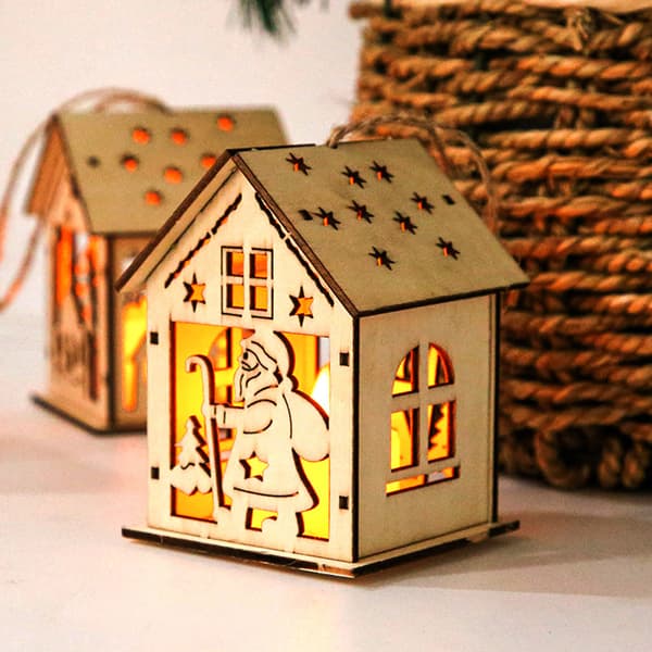 Julelysende Træhus 4 STK Julepynt Dekoration LED Træ Chalet