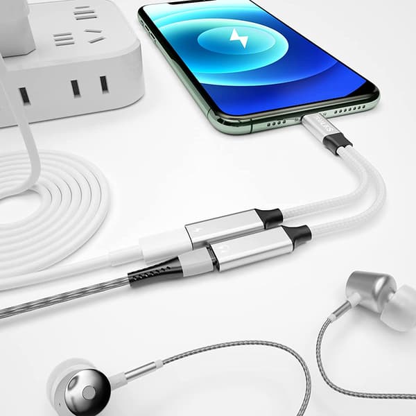 USB C -sovitin kuulokkeille ja lataukseen, USB C -jakaja 2 USB C, 2 in 1