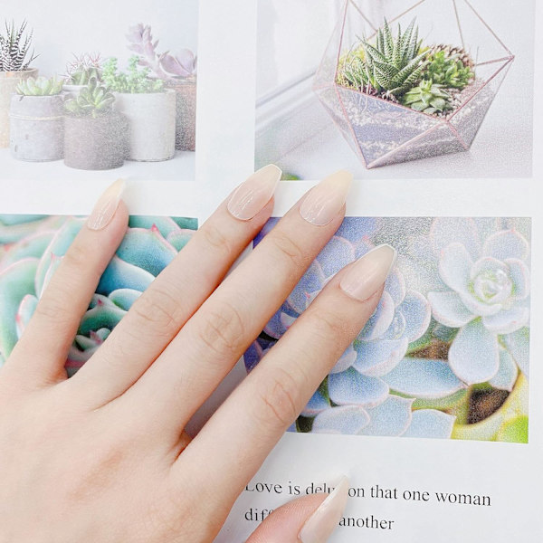 Nude Square French Press on Nails Short, Svart Vit Akryl Naglar Press on