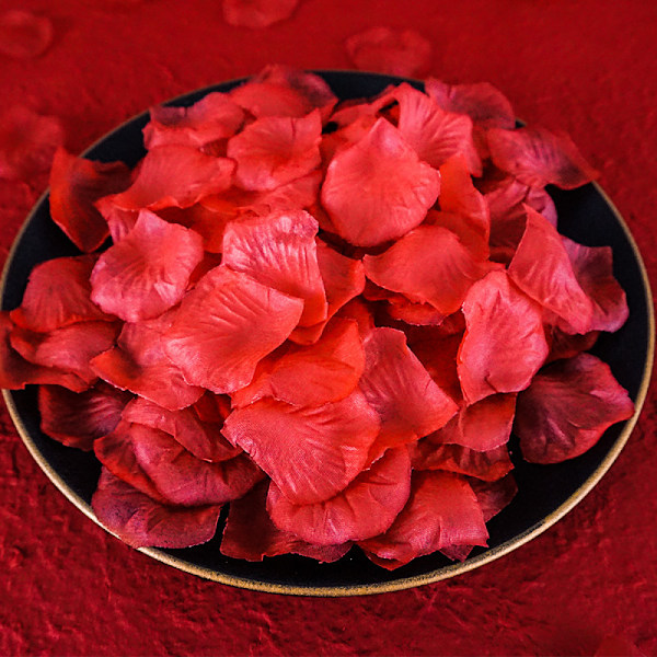 Konstgjorda blommor för bröllop, bröllopsdekorationer med sidenrosenblad, röda rosenblad av non-woven-material för romantisk dekor, återanvändbara blad, blomma