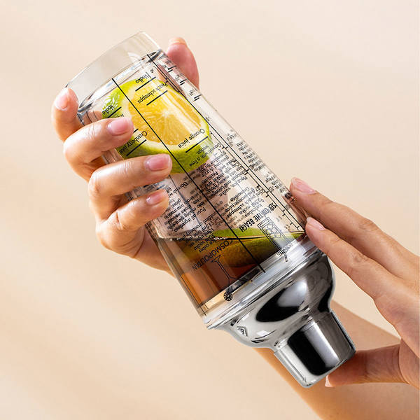 Glass cocktail shaker med cocktailoppskrift, klar glass shaker