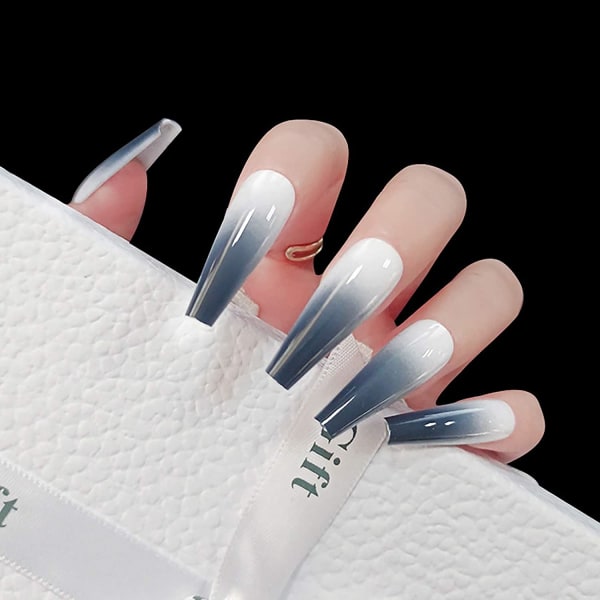 Gradient nagelplåster, moderiktiga och vackra, grå