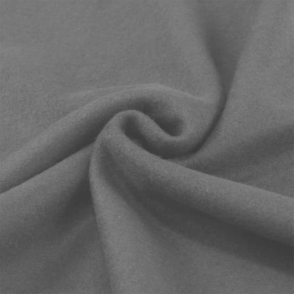 Polyester mikrofiber, komfortabelt vinterutstyr, et must i kaldt vær