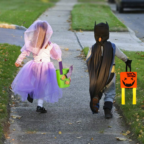 2 kpl Halloween-pehmustetaskuja karkkipusseja temppuilemaan