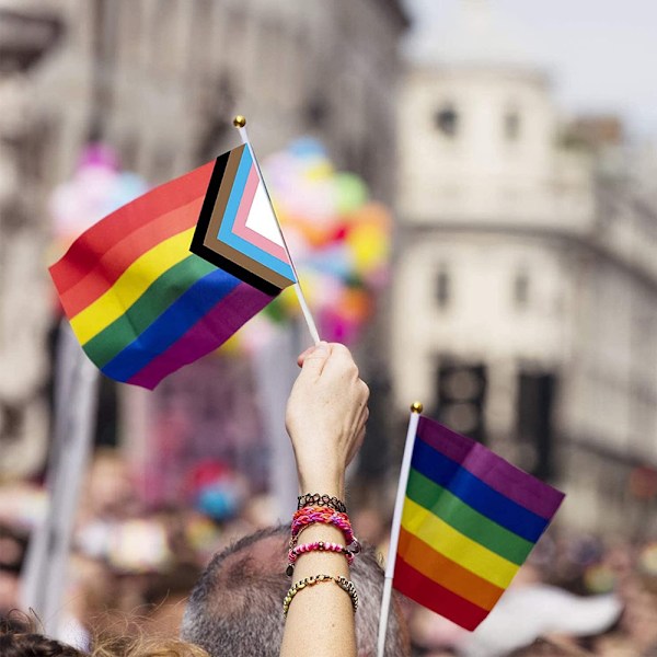 Mini Handhållna Prideflaggor, Hög Synlighet Prideflaggor, 50-pack, Kompakta och Lätta för Parader, Firanden
