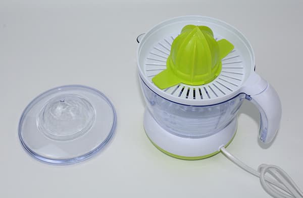 1 stk hvit elektrisk juicer - juicer for appelsiner og sitroner