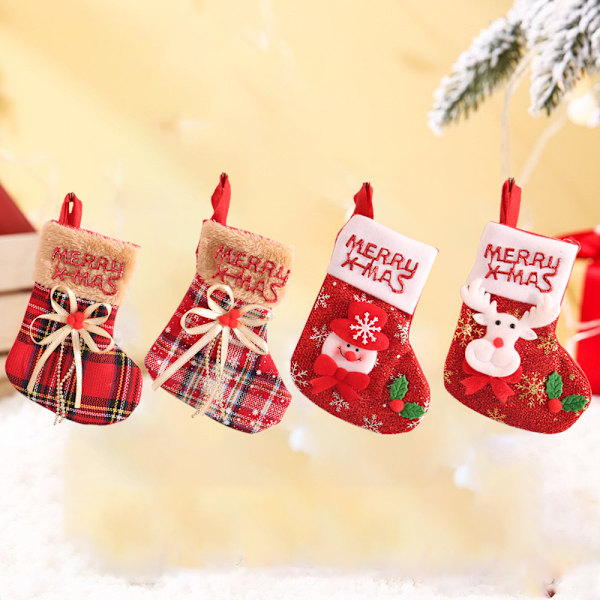 Miniatyr Dekorativ Julstrumpa, Supervärdepaket, 4 Stycken Tygstrumpor För Fyllning Med Olika Godis Och Små Presenter, Perfekt Dekor &