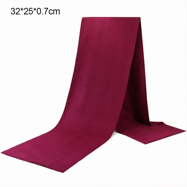 Polyester mikrofiber, komfortabelt vinterutstyr, et must i kaldt vær wine red