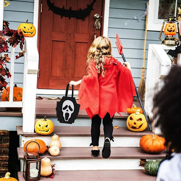 2 kpl Halloween-pehmustetaskuja karkkipusseja temppuilemaan