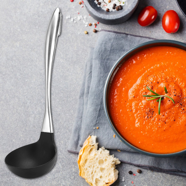 Viktigt Köksredskap, Rostfri Slev med Flexibel Silikon, Säkerställer Repfri Användning på Kokkärl för Non-Stick Kompatibilitet och Ergonomi