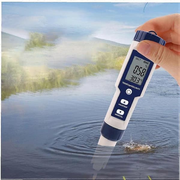 5-i-1 digital mätare för TDS / EC / pH / salthalt / temperatur för övervakning av vattenkvalitet