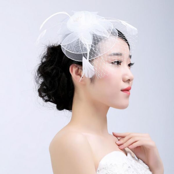Vit dam brudslöja hatt bröllop fågelbur fascinator fjäder hår accessoar