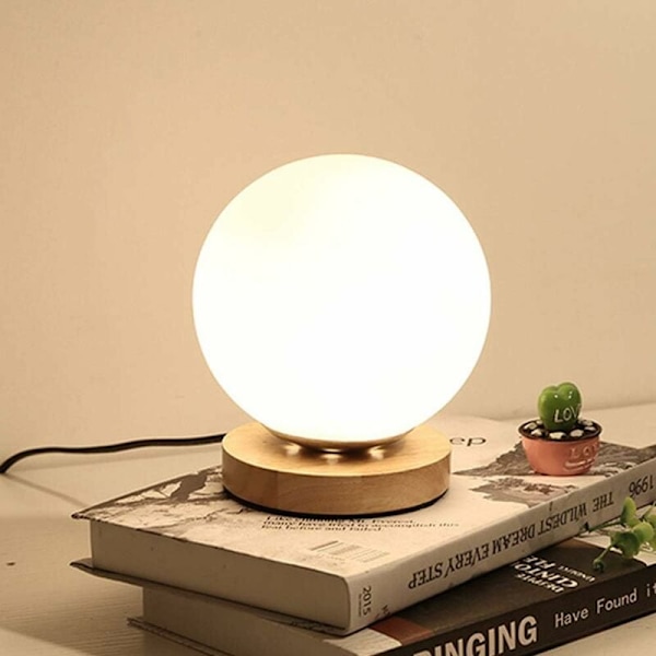 Taklampa i trä, nordisk minimalistisk stil, högtransmittans glasskärm för elegant heminredning, 12 x 16 cm