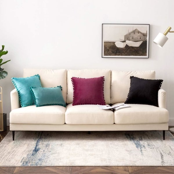 2 kpl Sametinen Tyynynpäällinen Pompom-Koristeella