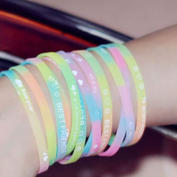 50 st ljusa silikonarmband för barn