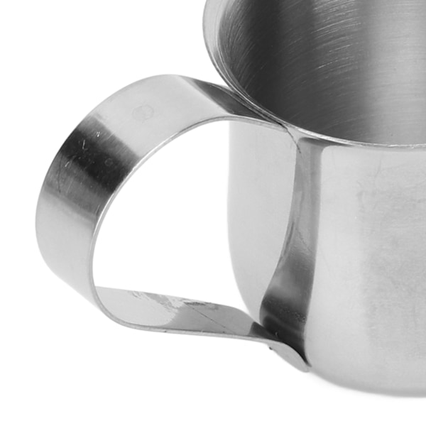 Melkeskumkanne i rustfritt stål, ergonomisk melkeskumkopp, kanne for dampende melk til kaffe, 2 oz