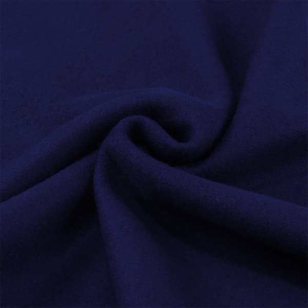 Polyester mikrofiber, komfortabelt vinterutstyr, et must i kaldt vær