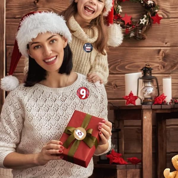 2 sett julekalender 1-24 tallknapper for å lage julekalender, for barn tenåringer kvinner