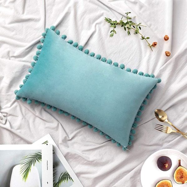 2 kpl Sametinen Tyynynpäällinen Pompom-Koristeella