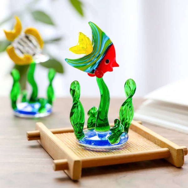 Små miniatyrfigurer av glas Handblåst akvarium i glas Vatten Gräs Fisk Konstprydnader Hembord Dekoration Present