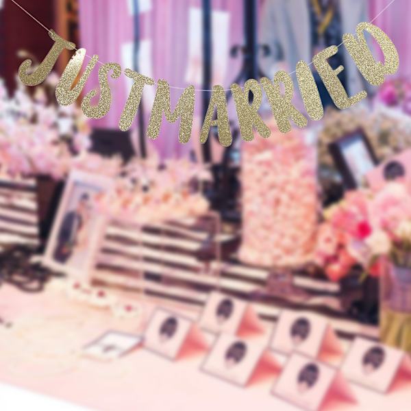 JUST MARRIED Banner Bunting Letter Streamer Bröllopsdekoration (Guld)