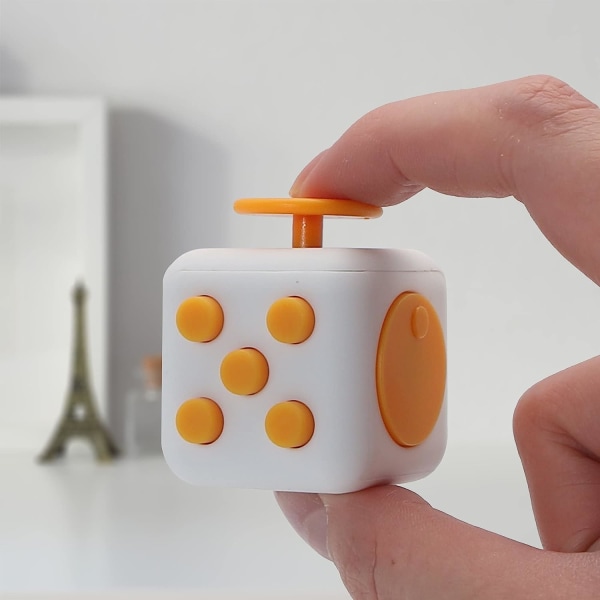 Fidget Cube - Stressiä ja ahdistusta lievittävä lelu