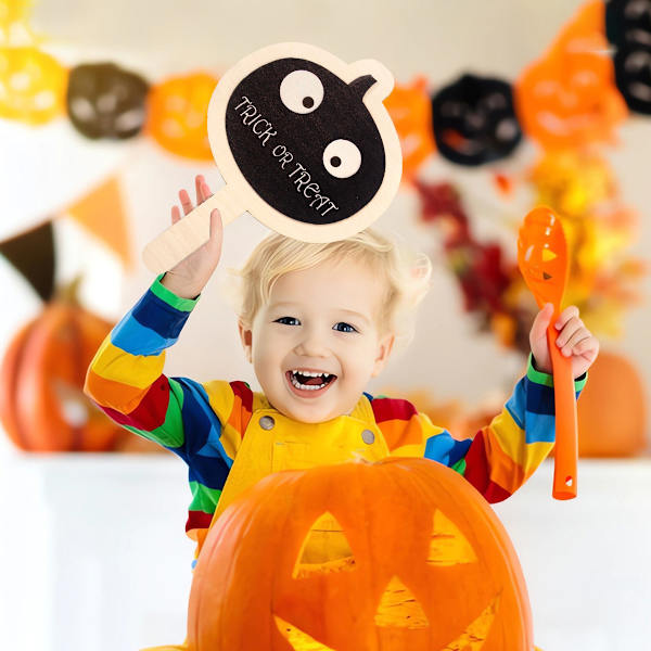 2 kpl Halloween-kuvausrekvisiittaa - Puinen käsikäyttöinen kyltti