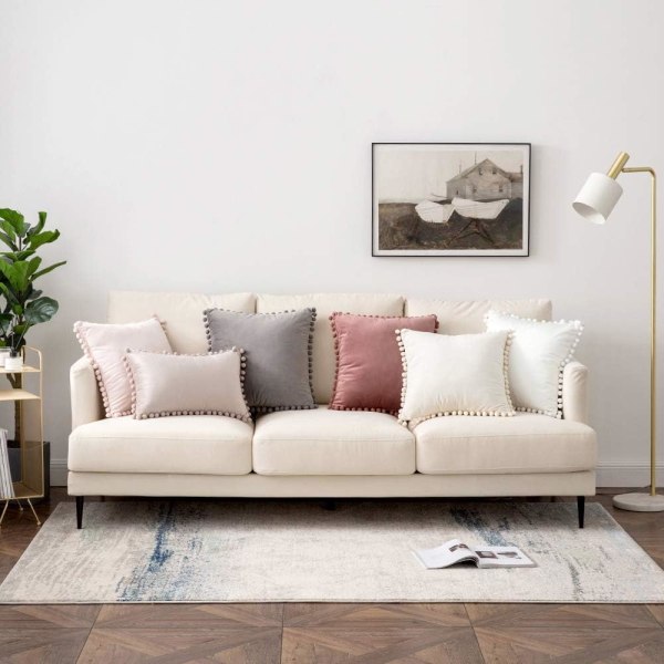 2 kpl Sametinen Tyynynpäällinen Pompom-Koristeella