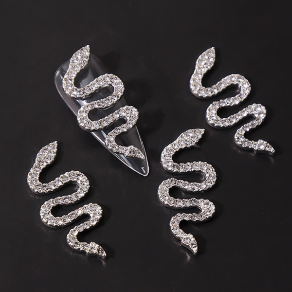 3D Snake Nail Art Charm Metal Snake Wave Nail Art Strassfärg Nail Art Smycken Tillbehör DIY Craft Nail Art Dekoration Silver